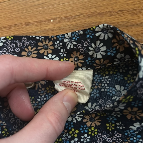 Levi’s Elise Floral Button-Up Blouse - Picture 11 of 11